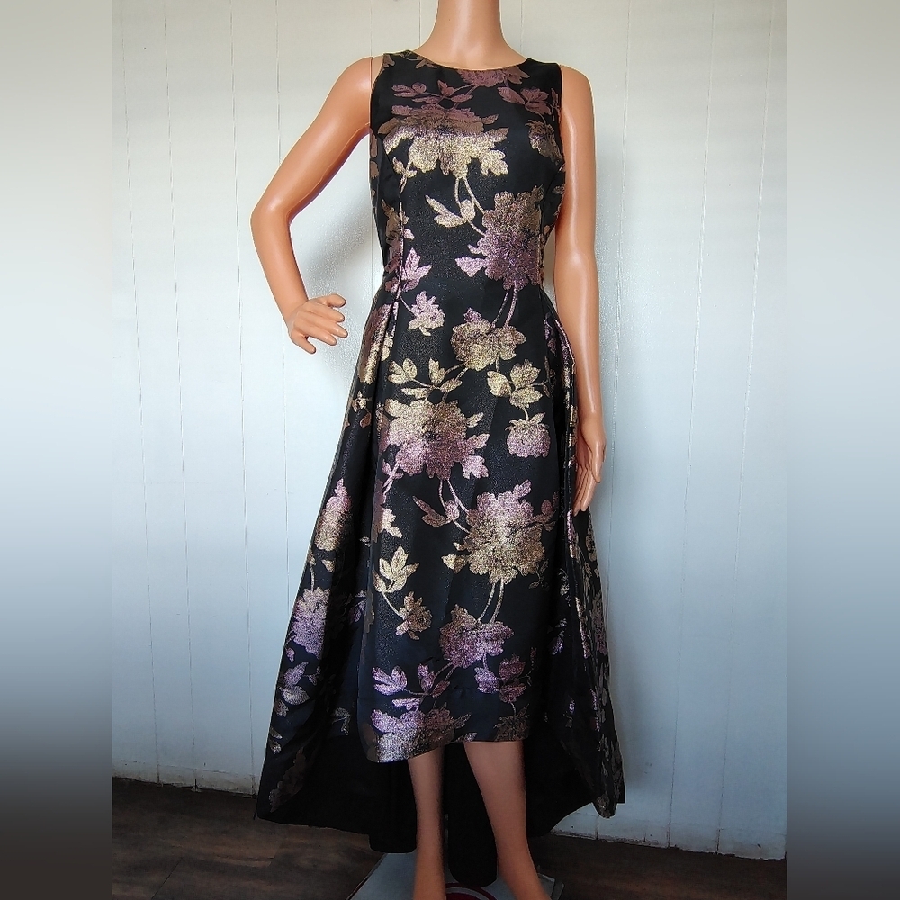Aidan Matox Floral Sleeveless Black and Gold Dress Size 14.